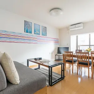 https://colorbee-shinjuku-yotsuya-big-house.alltokyohotels.com
